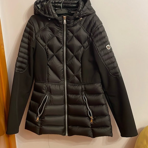 Winter Coat - Picture 2 of 4